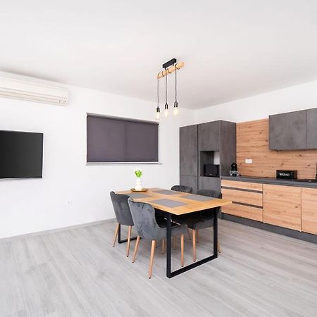 Apartments Grubisic - Sibenik - Parking Included エクステリア 写真