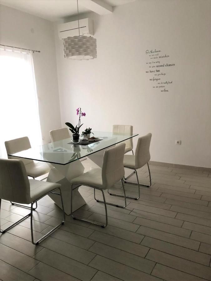 Apartments Grubisic - Sibenik - Parking Included エクステリア 写真