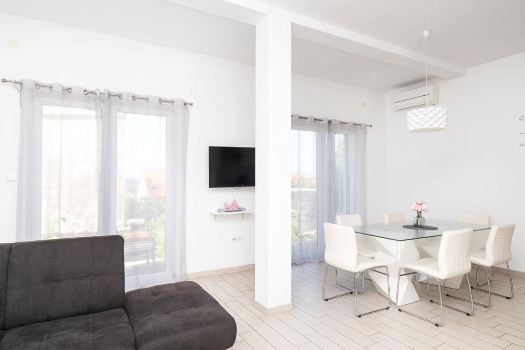 Apartments Grubisic - Sibenik - Parking Included エクステリア 写真