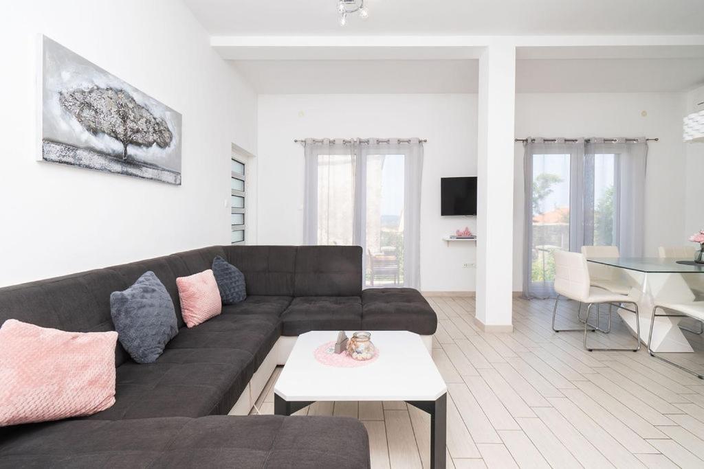 Apartments Grubisic - Sibenik - Parking Included エクステリア 写真